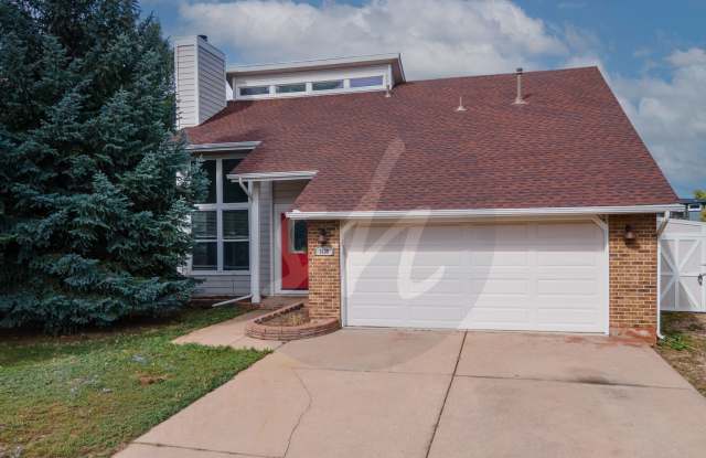 Stratmoor Neighborhood with Views Galore! Gallery 3