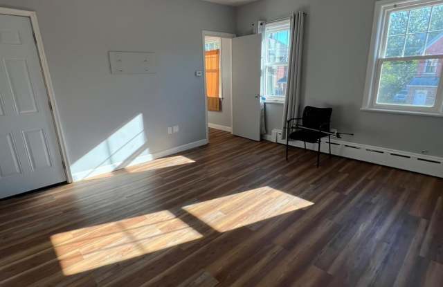 78 Pulaski Avenue Gallery 2