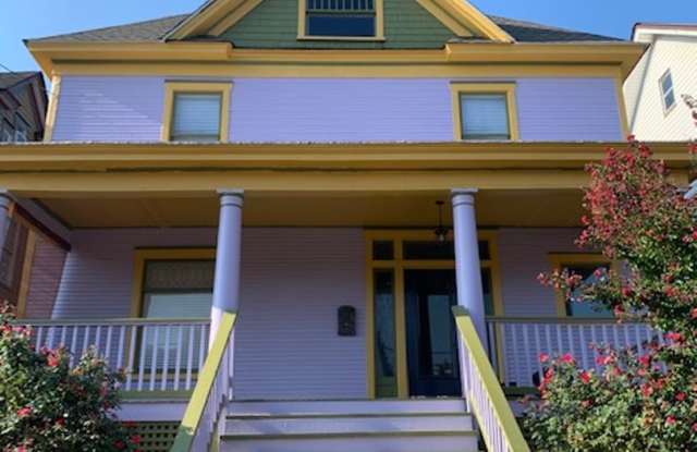 Spacious 3 BR home in Old SW, close to YMCA  Downtown! photos photos