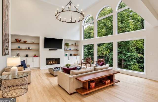 1615 Wynridge Path Gallery 3