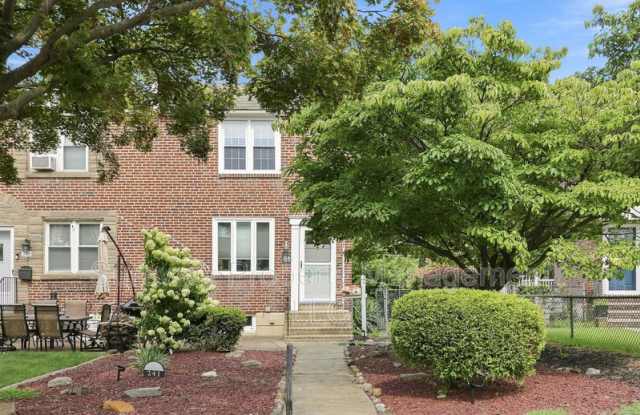 241 Westpark Ln - 241 Westpark Lane, Delaware County, PA 19018