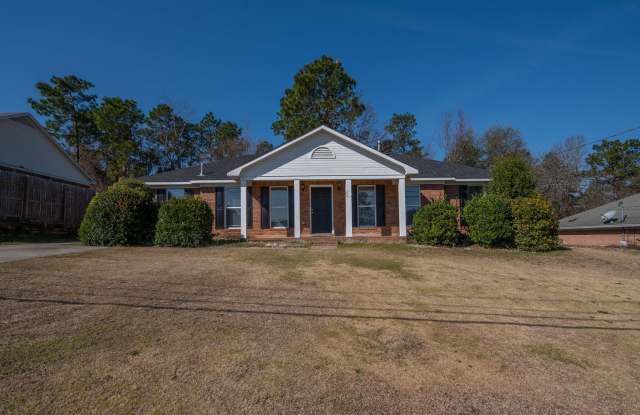 Delightful Pepperidge Home with Fireplace  Large Backyard - 3428 Monte Carlo Drive, Augusta, GA 30815
