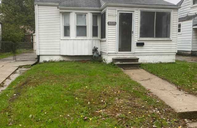 3 bedroom, 1 bath bungalow with basement and 1 car garage photos photos