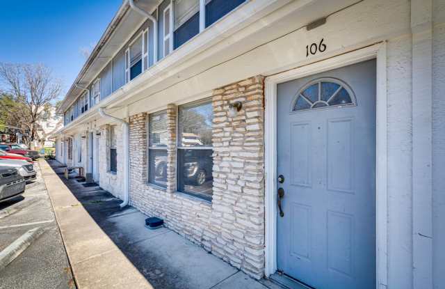 2bd/1ba Townhome - South Lamar - Close to Downtown - Fenced Patio - $1450 photos photos