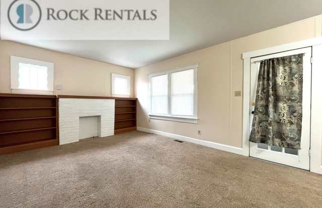 2 Bed 1 Bath House in Quiet Neighborhood photos photos