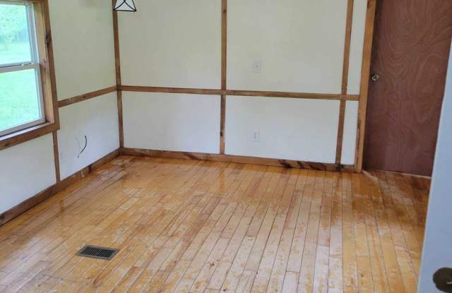 2 BEDROOM 1 BATHROOM HOUSE FOR RENT Gallery 3