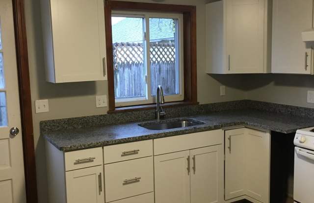 4 Lane Court - 4 Lane Court, Exeter, NH 03833 4 Lane Court - 4 Lane Court, Exeter, NH 03833