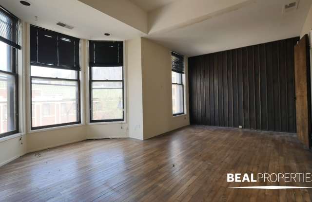 2908 N Broadway Gallery 3