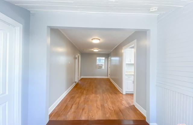 2907 S Harcourt Ave - 2907 South Harcourt Avenue, Los Angeles, CA 90016
