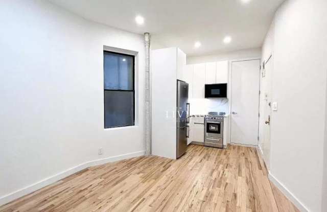 110 Ninth Avenue photos photos