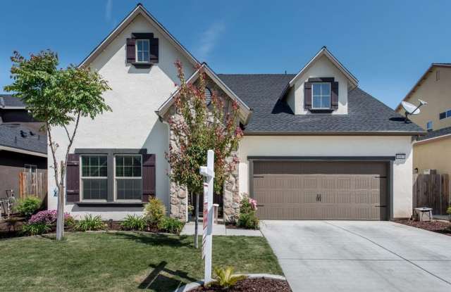 4 Bed-2.5 Bath, Garage, 2 Story House - (2,697 Square Feet Of A Beautiful Home!) Gallery 1