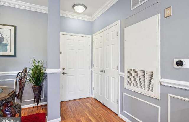 4850 EISENHOWER AVE #205 Gallery 4