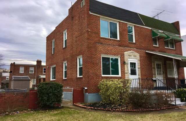 Charming 3 Bedroom/2 Bathroom in Hamilton, MD! photos photos