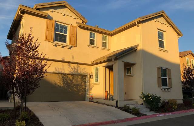 Beautiful 4 Bed 3 Bath Near Iron Point with Solar! photos photos