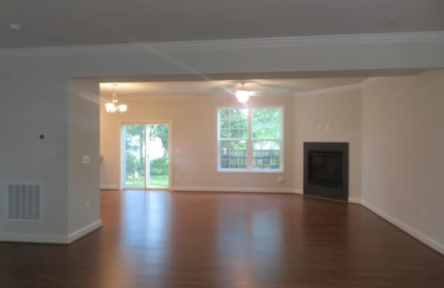 621 PARK PLACE Gallery 4