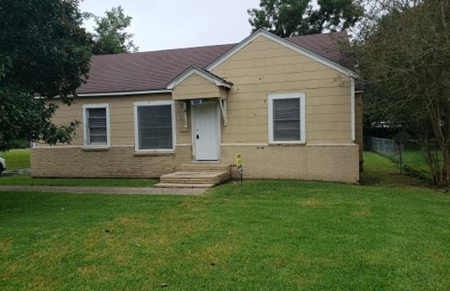 3625 6th Ave - 3625 6th Avenue, Port Arthur, TX 77642