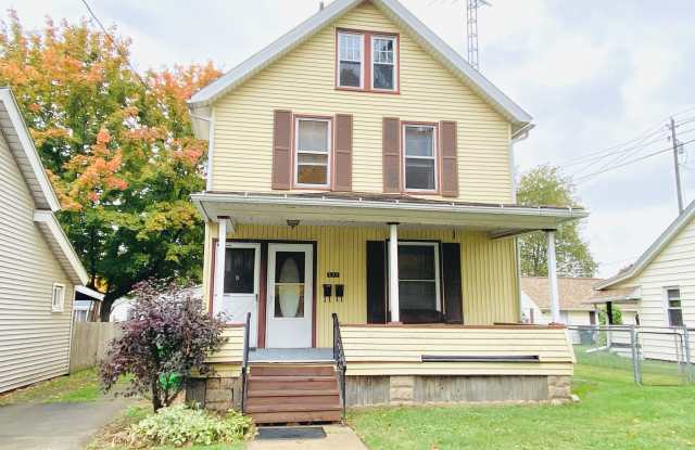 837 Parkview St Ne - 837 Parkview Street Northeast, Massillon, OH 44646