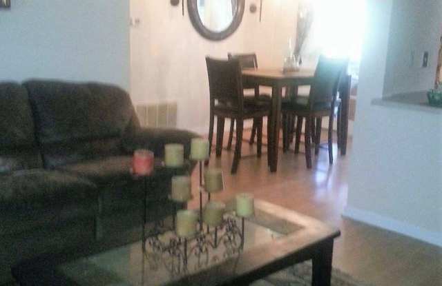 1127 GERONA AVE Gallery 4