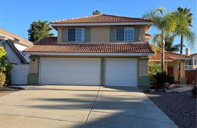 31939 Monique photos photos