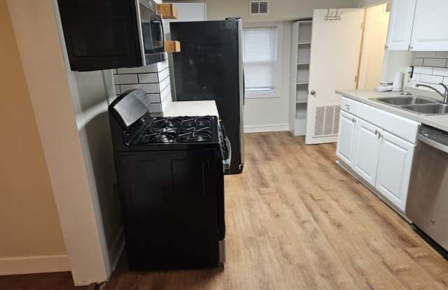 2481 Professor Street photos photos