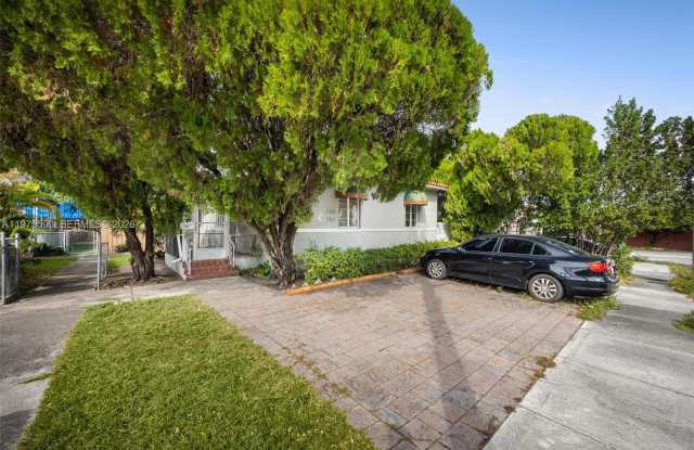 282 NW 41st Ave photos photos 282 NW 41st Ave photos photos