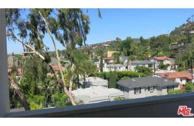 3949 Los Feliz Boulevard Gallery 3
