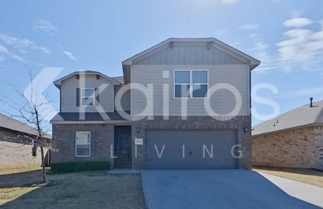 920 NW 4th St photos photos