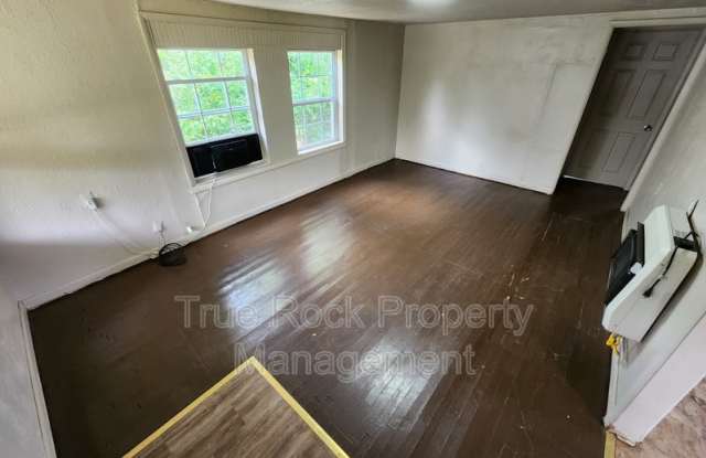 102 W 7th (Asher) Gallery 2