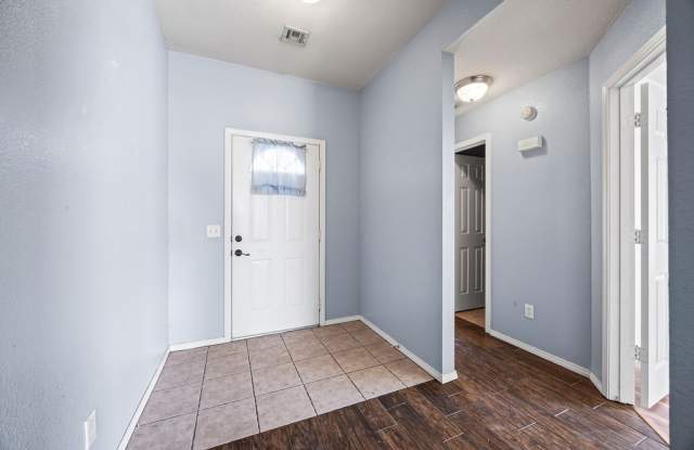 851 Honeysuckle Drive Gallery 4