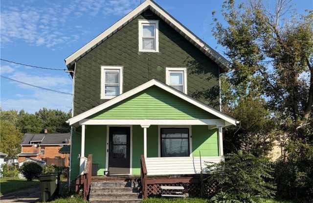 1587 Homewood Avenue SE Gallery 1