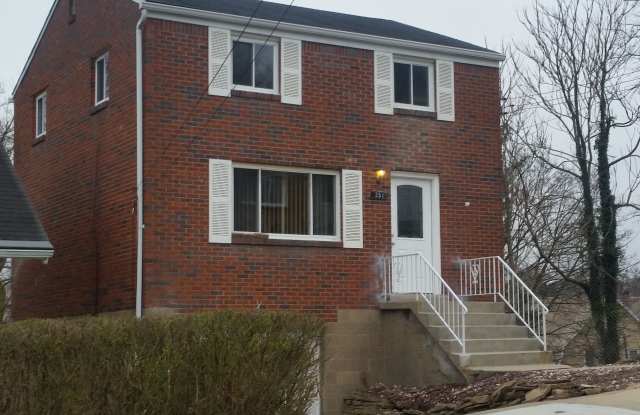 251 Sebring Avenue photos photos