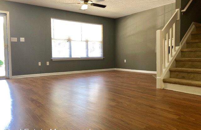 7543 Petrea Ln Gallery 3