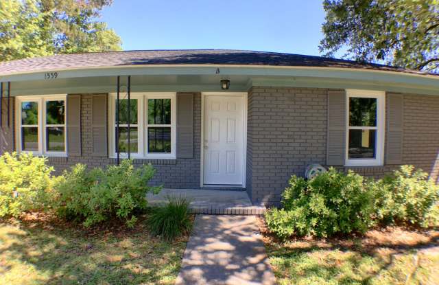 1559 Brookbank Avenue Unit B photos photos