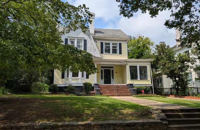 1907 Pendleton Street - 2 Gallery 2