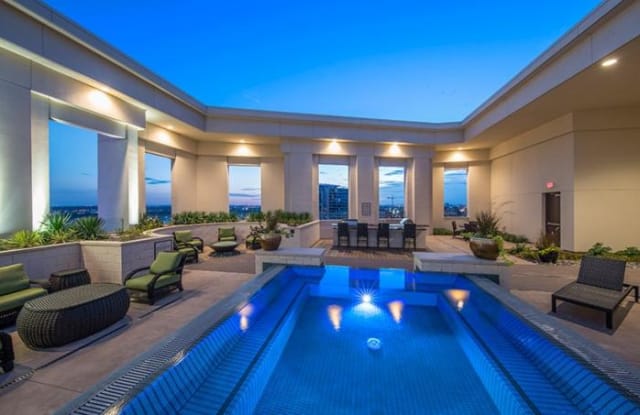 2711 Harry Hines Blvd - 2711 Harry Hines Boulevard, Dallas, TX 75219