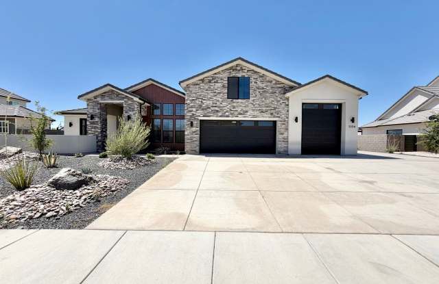 Beautiful Modern 5 Bedroom Home!! Furnished or Unfurnished option!! photos photos Beautiful Modern 5 Bedroom Home!! Furnished or Unfurnished option!! photos photos