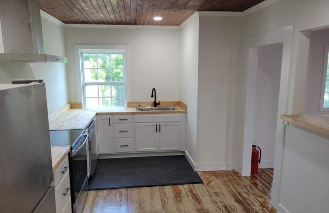 4 Bedroom Historic Residential Unit Near Downtown Pensacola photos photos