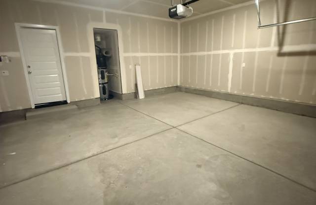 2305 Holcolm Place Gallery 4