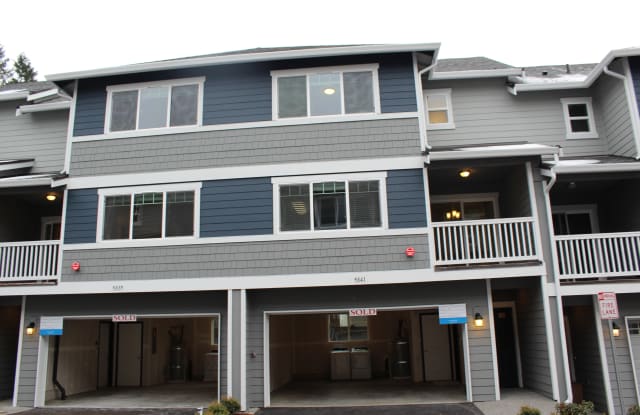 5841 Hwy Pl - 5841 Highway Pl, Everett, WA 98203