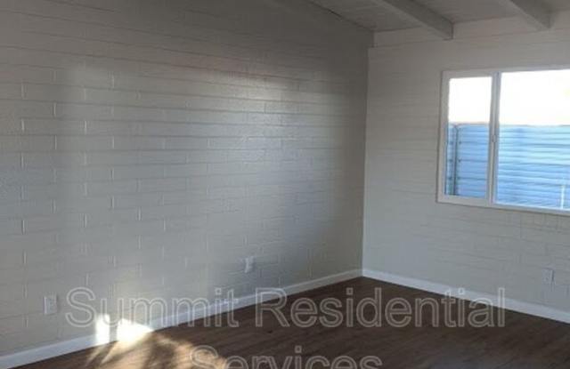 2766 N Forgeus Avenue photos photos