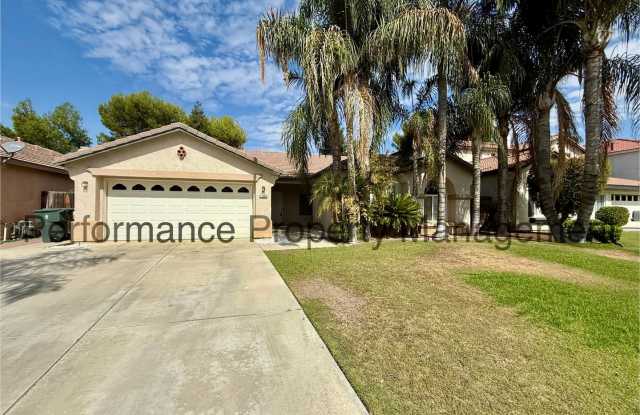 Stunning 4 Bed/2 Bath SW Bakersfield Home w/ RBP/Pest Control  Security Deposit Alternative Option - 11400 Clarion River Drive, Bakersfield, CA 93311