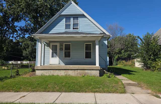 ** Move in Special ** Freshly Updated 2-Bedroom, 1-Bathroom Home – $1050/Month | 1,240 Sq. Ft. Gallery 1