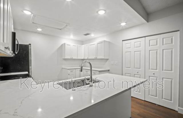 15524 Crystal Lake Dr photos photos