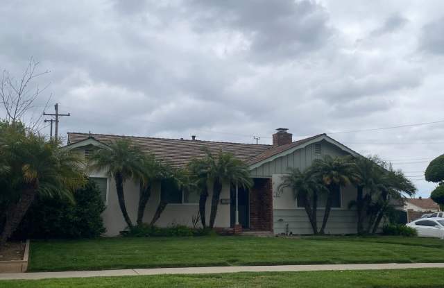 Pool Home in Orange for Lease photos photos