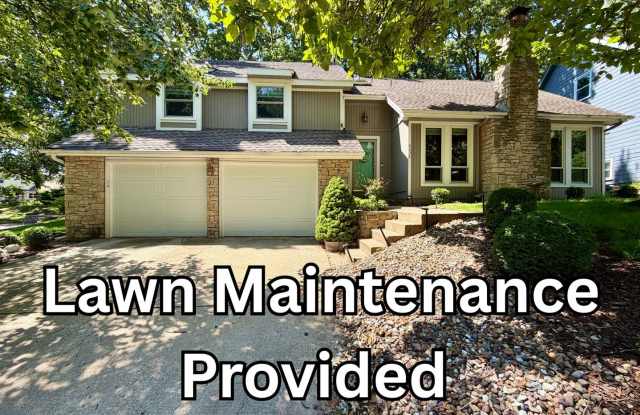 {8238} Spacious Lenexa Home Available Immediately + Lawn and Garden Maintenance Provided + Updated Kitchen and Bathrooms + Private Lower Level Bedroom Gallery 1