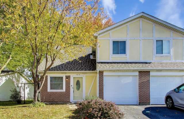 1018 Pheasant Run Lane photos photos