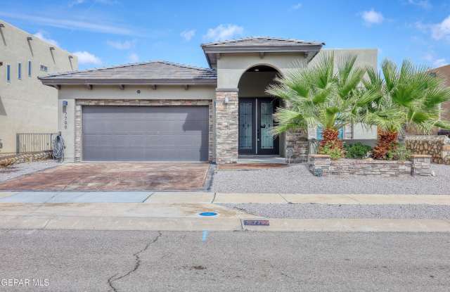 7799 ENCHANTED VIEW Drive Gallery 1