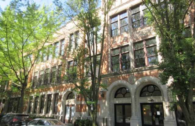 1660 N Hudson Ave # 2d - 1660 North Hudson Avenue, Chicago, IL 60614