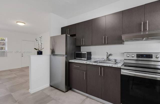 440 NE 69th St photos photos