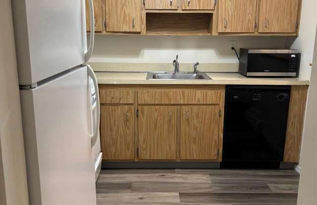 13 N Rockland Avenue photos photos